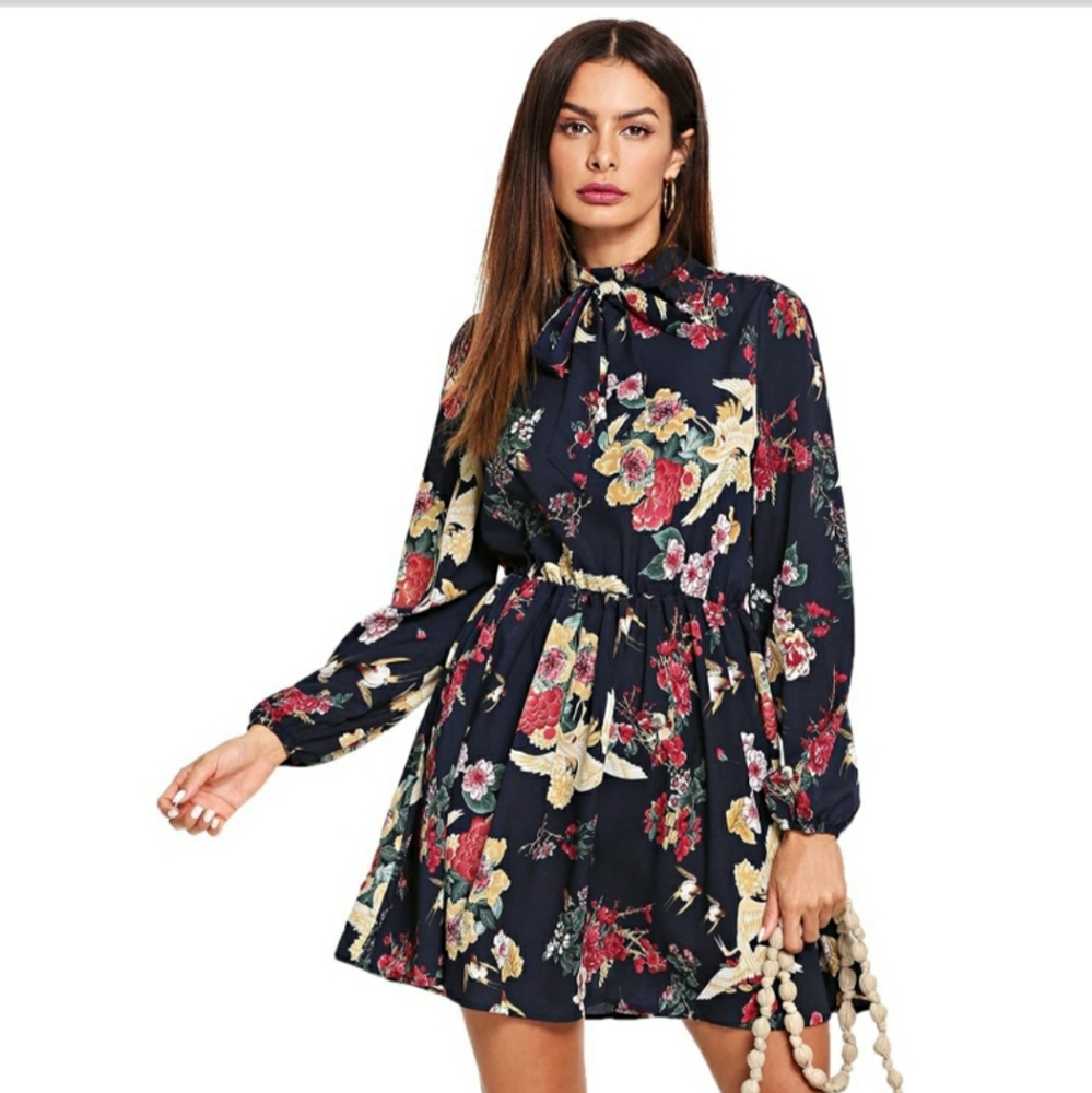 NEW: FLOERN'S LONG SLEEVE FLARED MINI DRESS